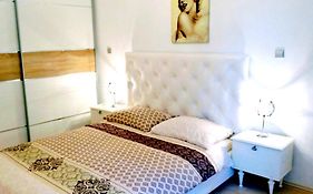 Apartment Ory Near The City Center With Free Parking
